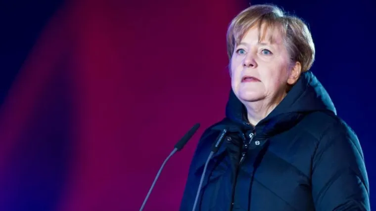 Angela Merkel skoro poginula u padu helikoptera