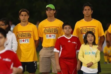 Tenisači zaigrali nogomet za Japan