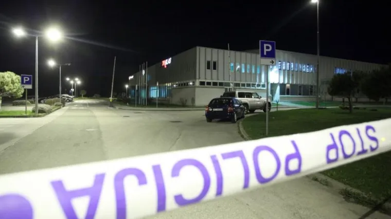 Poginula žena pri eksplozije stroja za peglanje