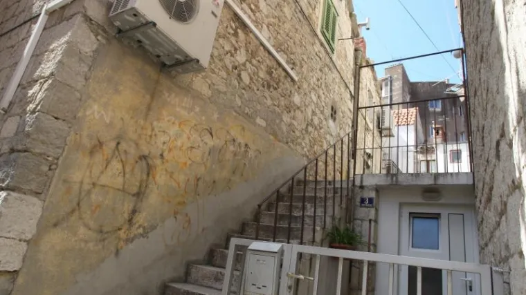 Prostituirale se preko oglasnika