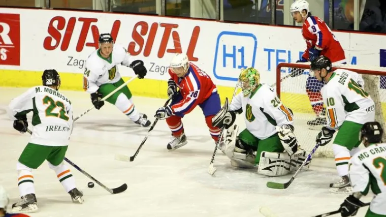 Pijani Irski hokeja&scaron;i trgali retrovizore nakon utakmice