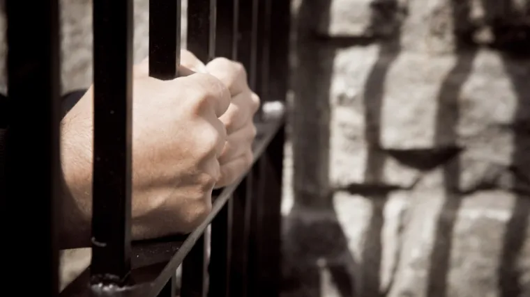 Tjerao sina na seksualne odnose s mentalno zaostalom sestrom