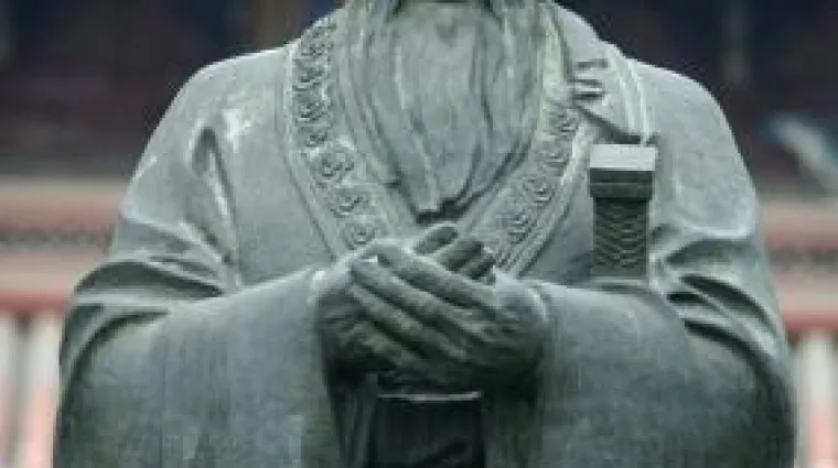 Nestao Konfucijev kip