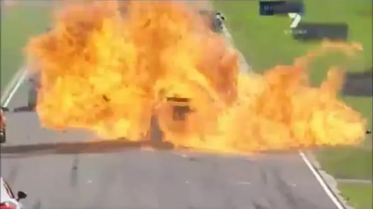 Preživio eksploziju automobila