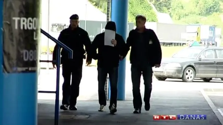 Uhićeni carinici i &scaron;verceri!