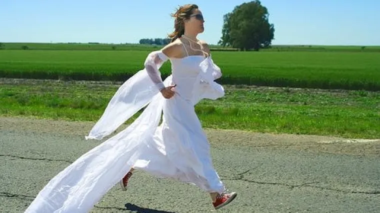 Talijan ostavljen pred oltarom od biv&scaron;e traži 500.000 eura