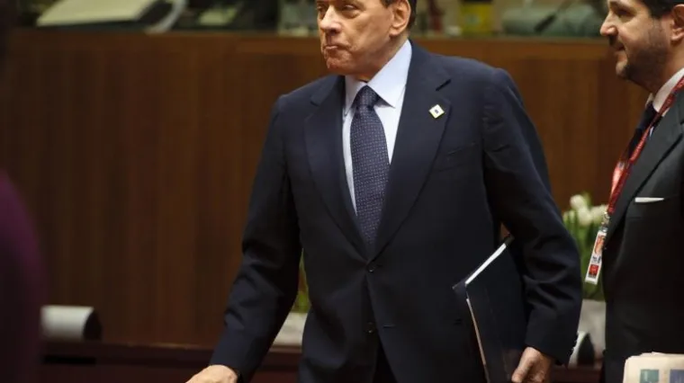 Berlusconi sucima: Vi ste karcinom demokracije