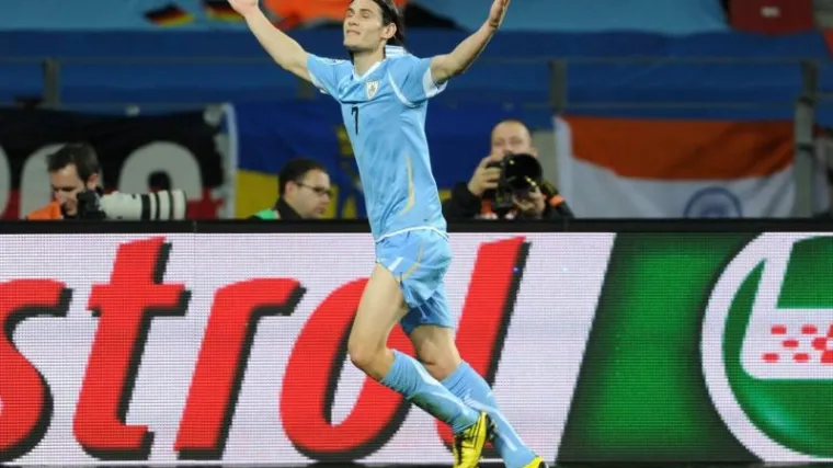 Cavaniju tri utakmice kazne