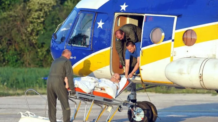 Pacijent ispao bolničarima iz helikoptera