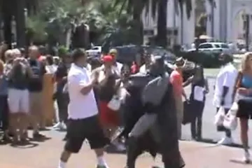 Prolaznik pretukao Batmana