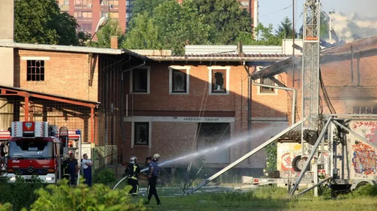 Izbio požar u Drvinju