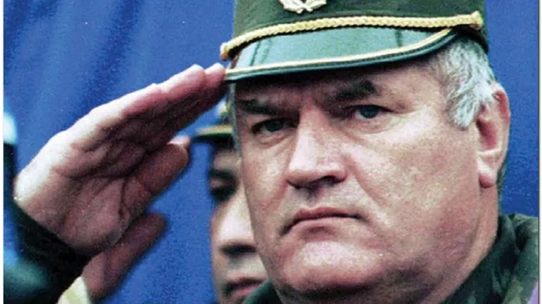 Mladić posjetio grob svoje kćeri