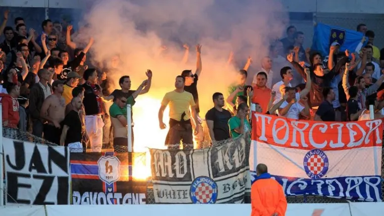 Torcida bojkotira prvih 14 minuta protiv Gruzije