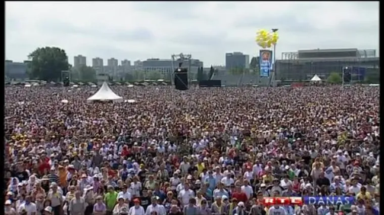 Papa napustio Hrvatsku