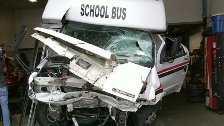 U nesreći &scaron;kolskog autobusa poginulo 12-ero djece