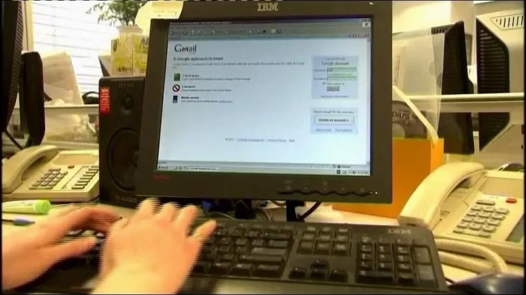 Napad na kompjutorski sustav MMF-a