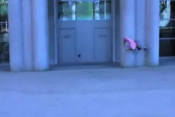 Htio ispasti cool pa završio u zidu