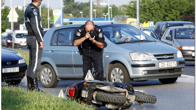 Preminuo motociklist u Virju