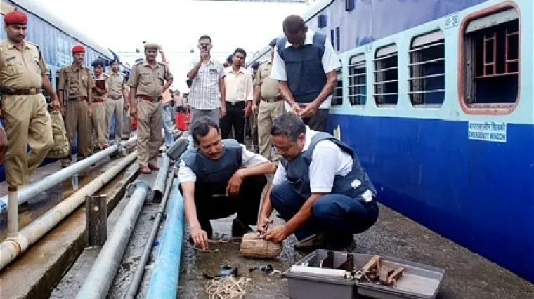Deaktivirali bombu u prepunom vlaku