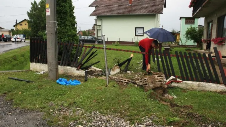 Te&scaron;ka nesreća u Dugom Selu