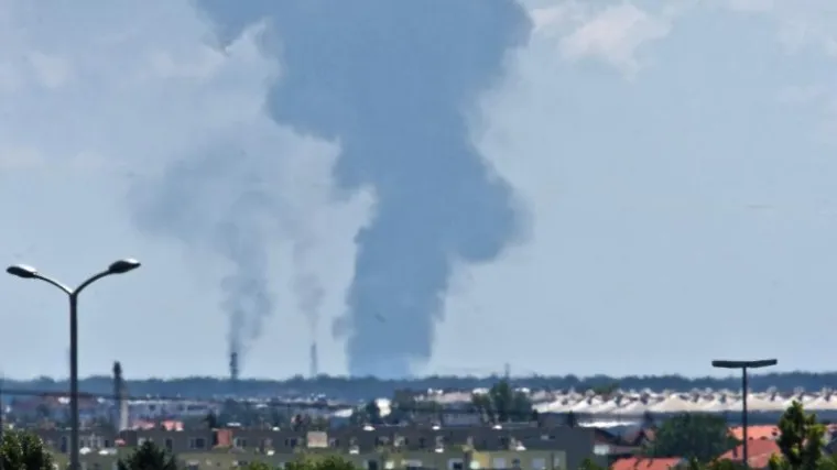 I FOTO: Uga&scaron;en požar u sisačkoj rafineriji