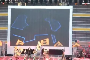 Robbie Williamsu na koncertu izvirilo spolovilo