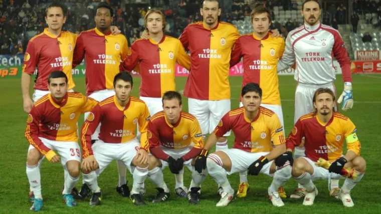 Ujfaluši u Galatasarayu
