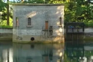 Urinirao po gradskom spremniku vode