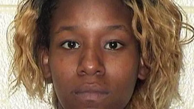 Ubila bebu pa je ponijela u shopping!