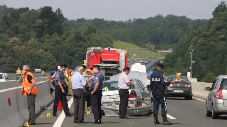 Bizarna nesreća na autocesti kod Karlovca