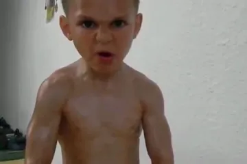 Mali Conan - najjači dječak na svijetu