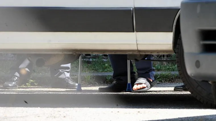 VIDEO: Ivo Sanader snimljen pred bolnicom