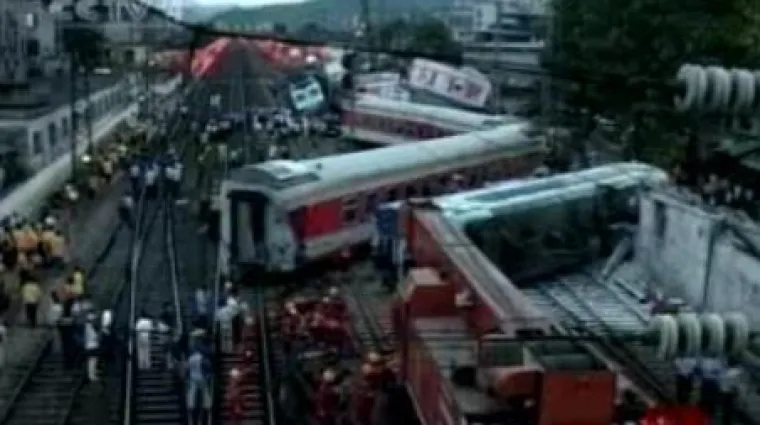 Grom sudario dva brza vlaka