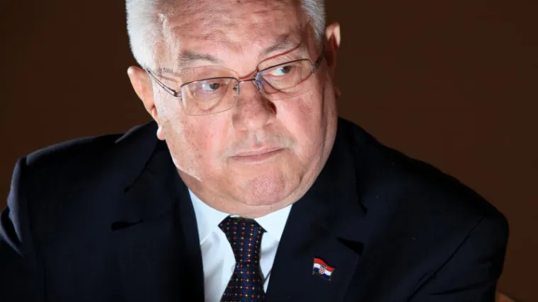 Luka Bebić u stabilnom stanju