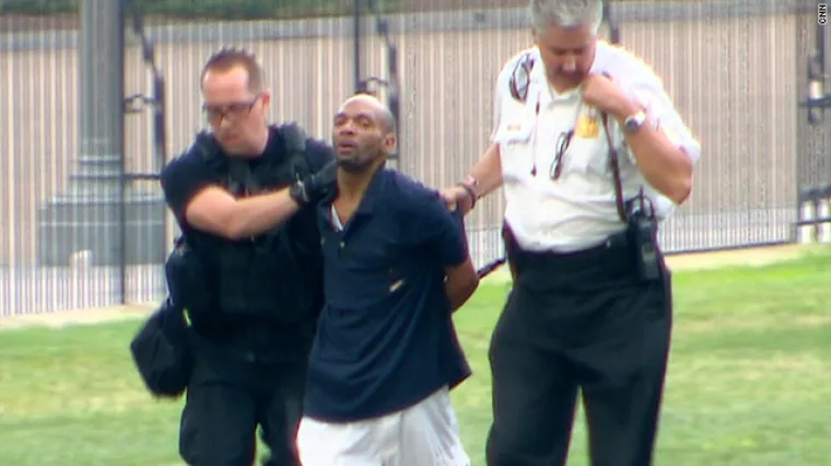 Beskućnik upao u Bijelu kuću