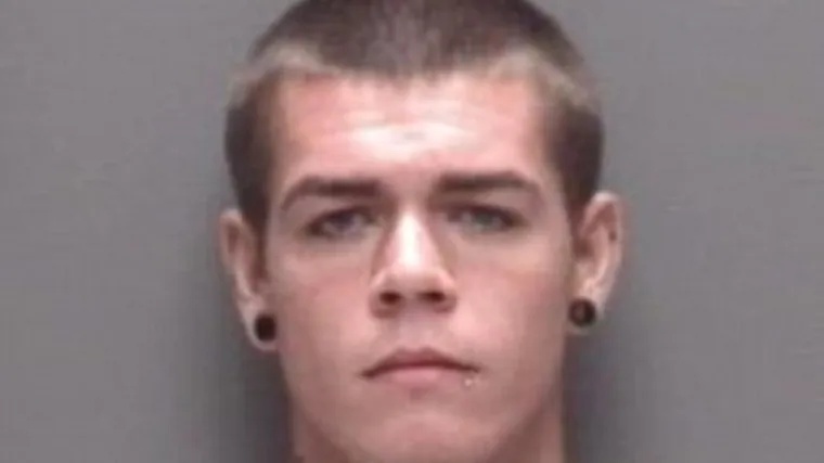 Vampir se 'samo' htio napiti krvi