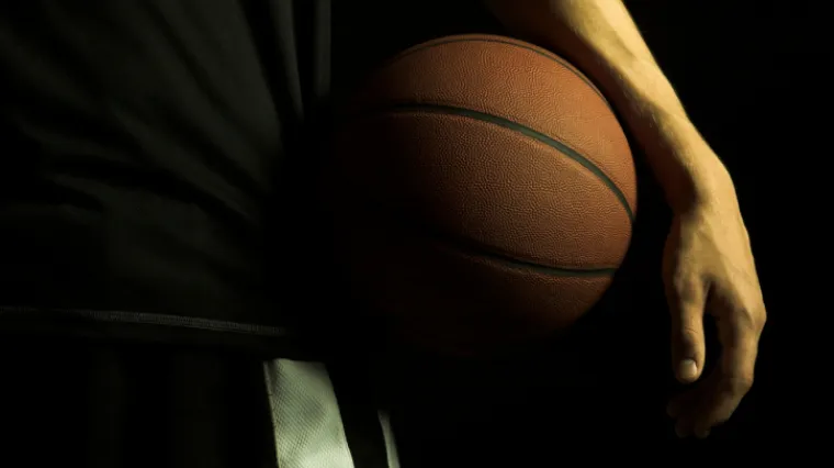 Manijak te&scaron;ko ranio &scaron;est osoba na utakmici