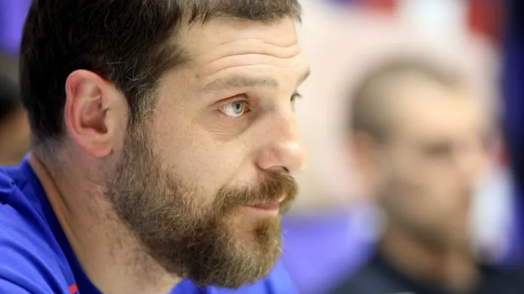 Bilić pomilovao Pranjića, ne računa na Petrića