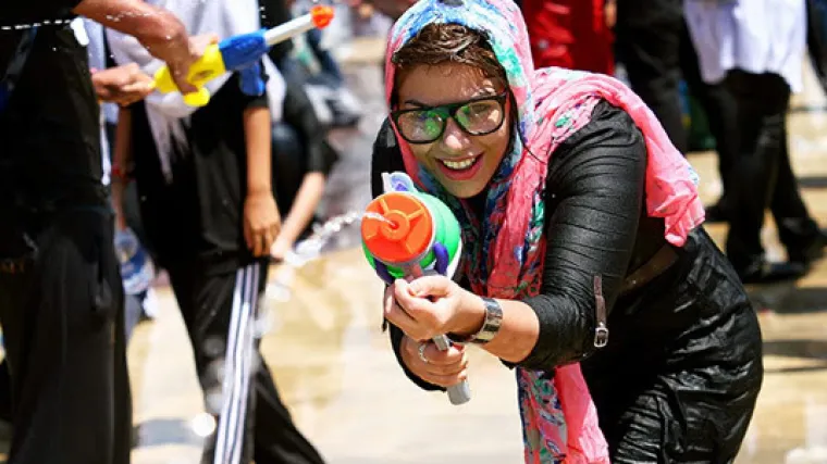 Pi&scaron;toljima na vodu protiv tradicije