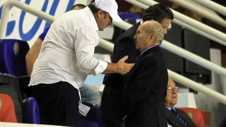 'Kerume, ti si debil i glupan!'