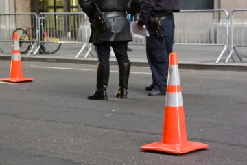 Vozačicu na parkiralištu usmrtio vlastiti terenac