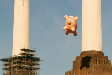 Pink Floydi lansiraju svinju u nebo