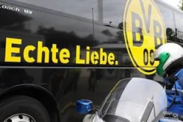 Borussia zbog prebrze vožnje zakasnila na let