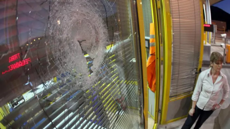 Skoro 100 uhićenih u sukobu navijača