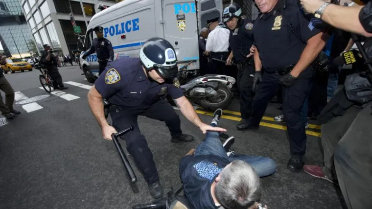 Privedeno gotovo tisuću ljudi na globalnim prosvjedima