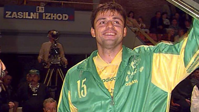 Iztok Puc izgubio bitku s rakom!