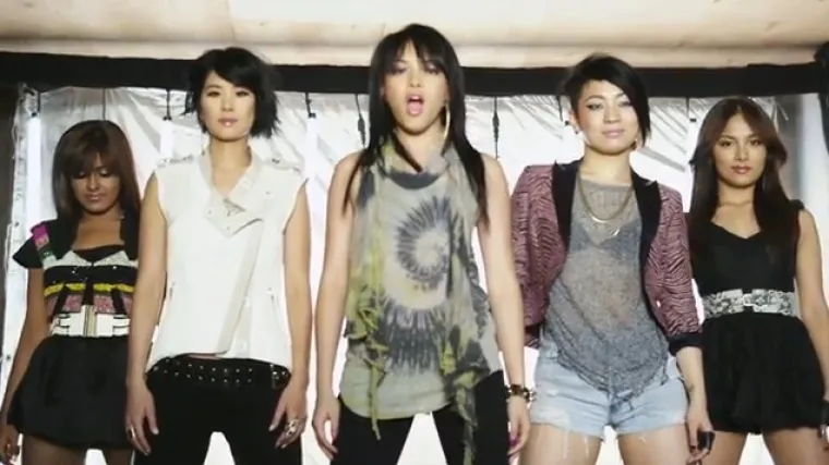 Snoop Dogg snimio spot sa seksi Azijatkinjama