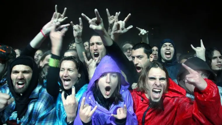 Fanovi Metallice razbijali sve pred sobom