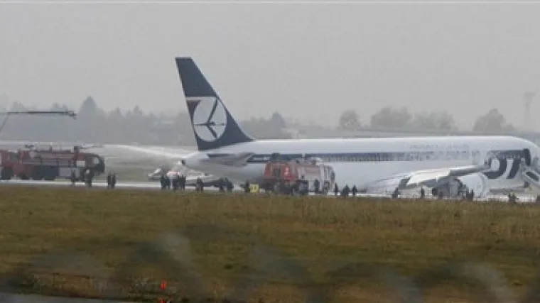 Stravično slijetanje aviona