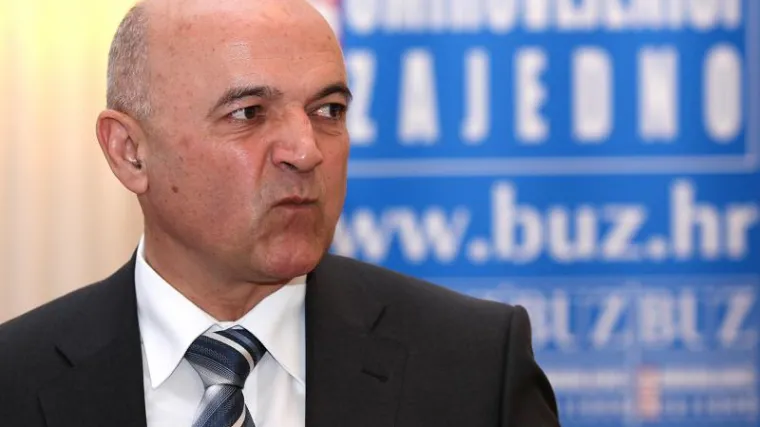 Jurčić kopirao Kosoricu